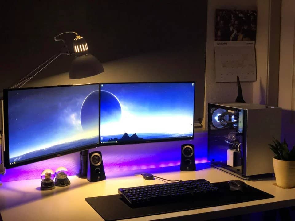 Dual monitor setup